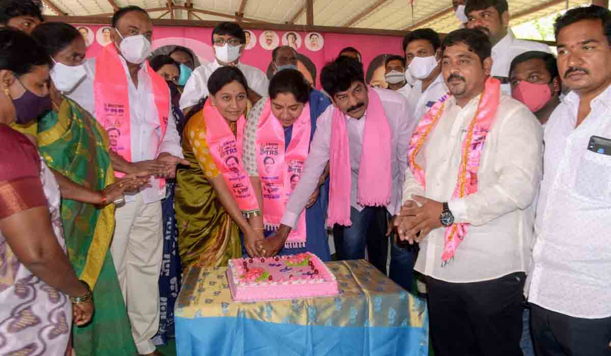 కేటీఆర్‌కు మంత్రి సత్యవతి జన్మదిన శుభాకాంక్షలు