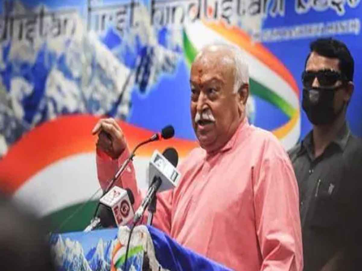 ముస్లింలు భారత్‌లో ఉండకూడదన్న వ్యక్తి హిందువే కాదు: మోహన్ భగవత్