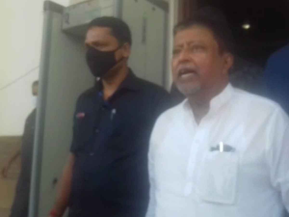 కోర్టుకే కాదు, ఎక్కడికైనా వెళ్లు.. సువేందుపై ముకుల్‌ రాయ్‌ ఫైర్‌