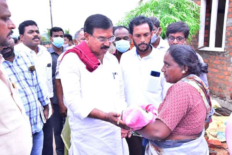 చిన్నారికి మెరుగైన వైద్యం అందిస్తాం