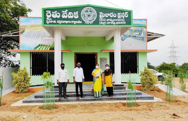 రైతువేదికలతో చైతన్యం