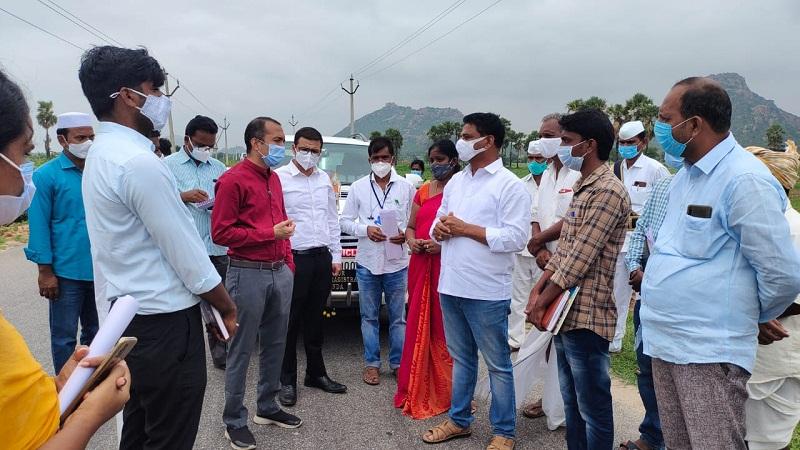 పట్టణ, పల్లె ప్రగతి పనుల్లో నిర్లక్ష్యం వద్దు