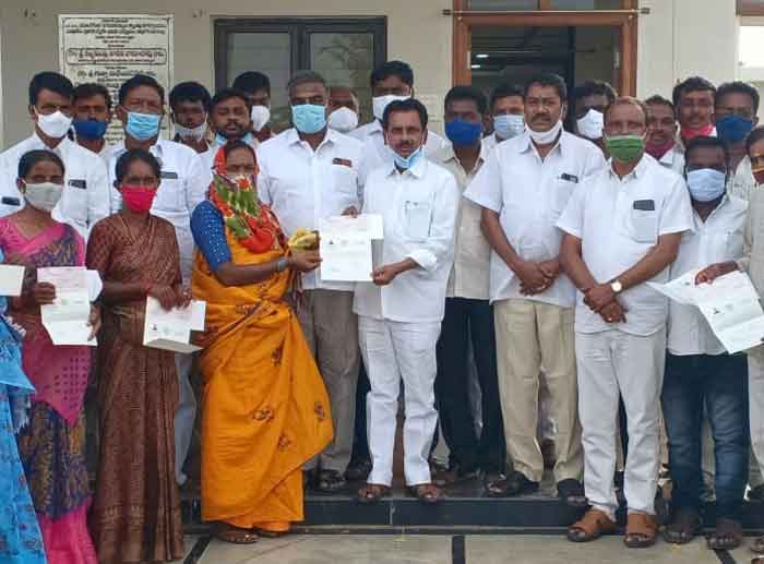 సంక్షేమ పథకాల అమలులో మనమే ముందు