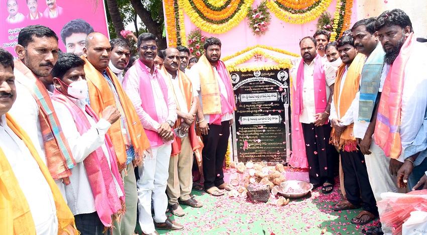 పట్టణ శివారు ప్రాంతాల అభివృద్ధికి కృషి