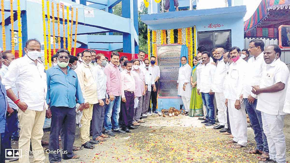 అభివృద్ధిని ఓర్వలేనోళ్లకు పుట్టగతులుండవ్‌