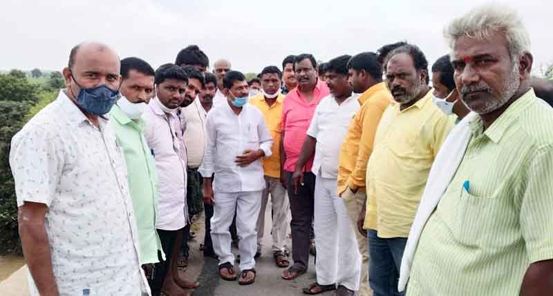 వరద బాధితులను ఆదుకుంటాం..