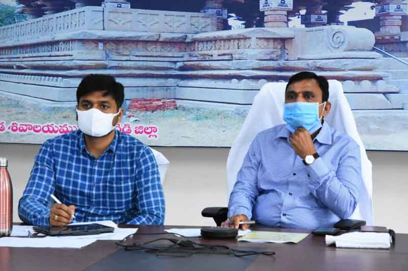 లే అవుట్లపై ఆడిట్‌ నిర్వహించాలి