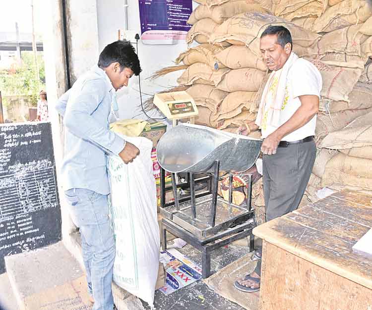 అర్హులందరికీ ‘ఆహార భద్రత’