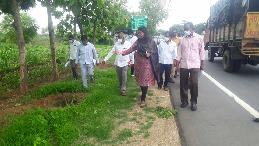 అవెన్యూ ప్లాంటేషన్‌ను వేగవంతం చేయాలి: అదనపు కలెక్టర్‌