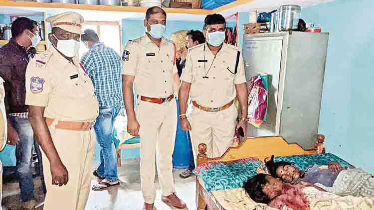 అనుమానమే పెనుభూతమై..