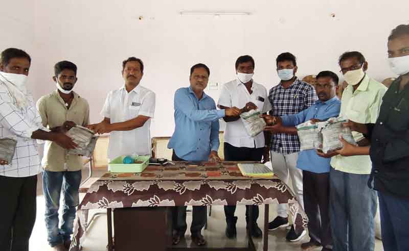 నూతన విధానాలపై దృష్టి పెట్టండి