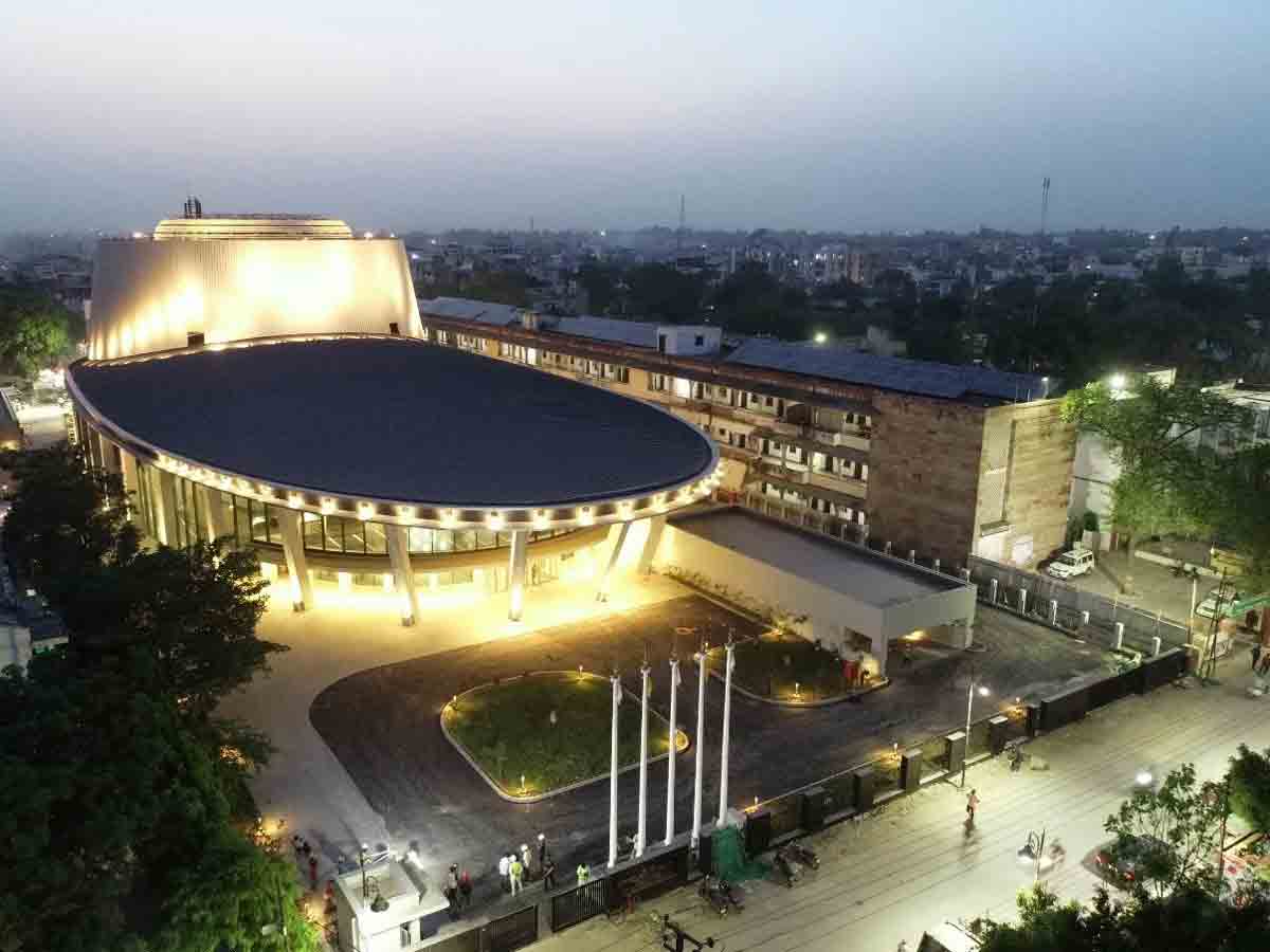 నేడు వారణాసిలో పర్యటించనున్న ప్రధాని మోదీ