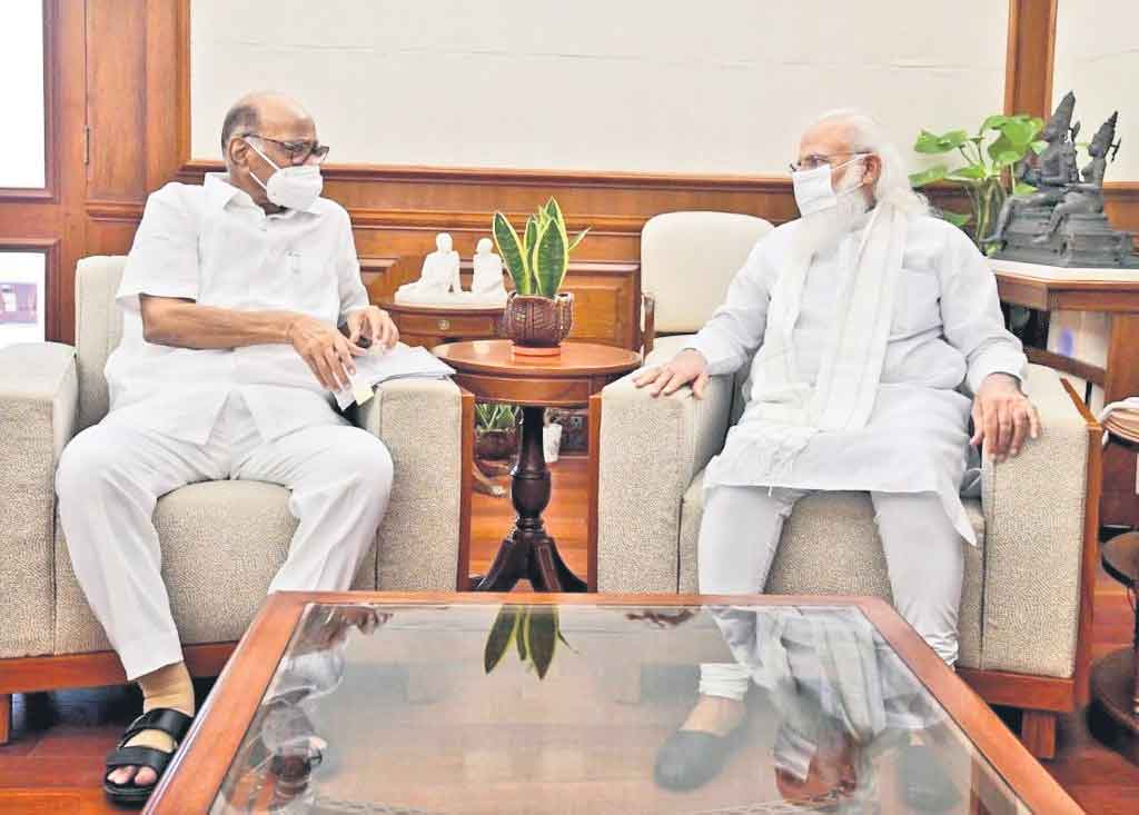 ప్రధానితో పవార్‌ భేటీ