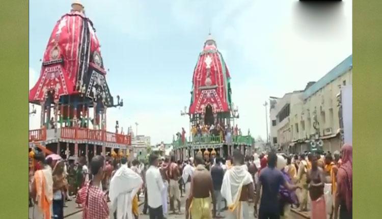 రేపు భ‌క్తులు లేకుండానే జ‌గన్నాథ‌ ర‌థ‌యాత్ర‌