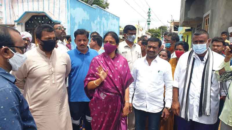 భారీవర్షాలపై అప్రమత్తంగా ఉండాలి