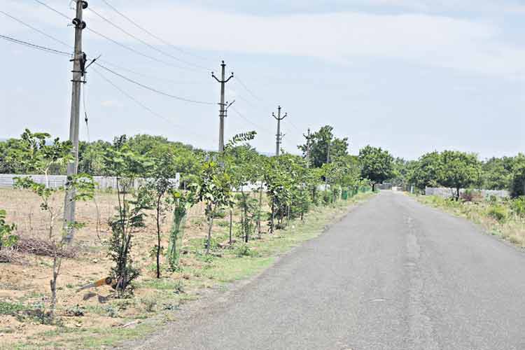 రూ.కోటి నిధులతో కొత్త సొబగులు