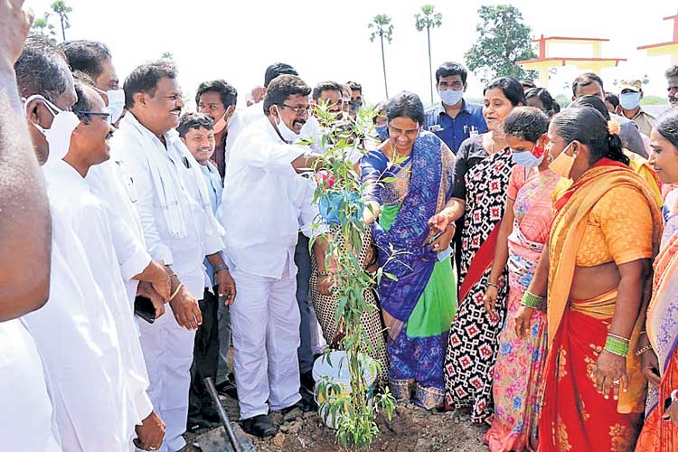ప్రతి ఎకరానికి సాగునీరు అందించడమే సీఎం కేసీఆర్‌ లక్ష్యం