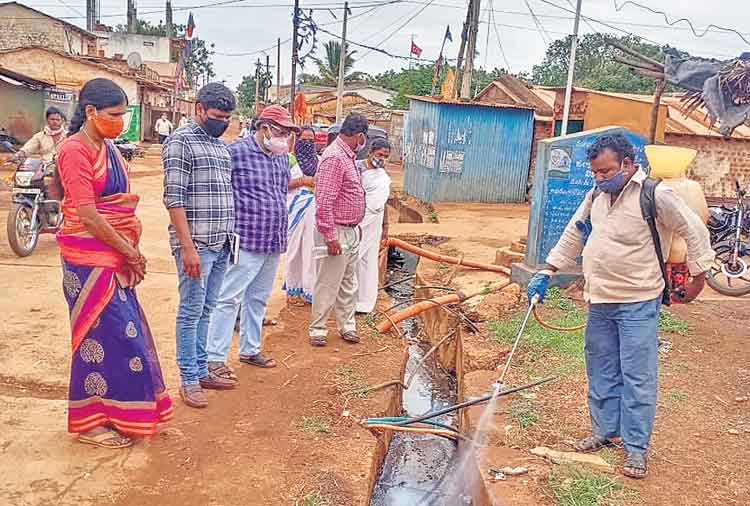 వాతావరణ మార్పుతో జ్వరాలు