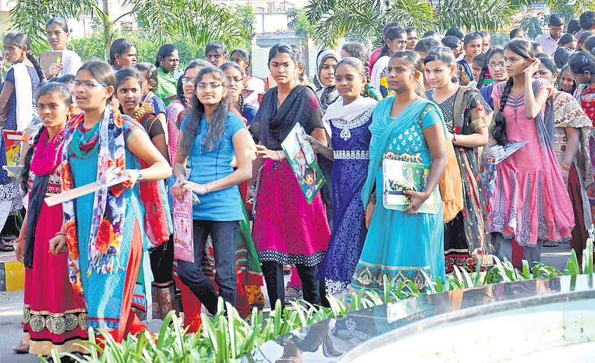 జాబ్స్‌..జోష్‌