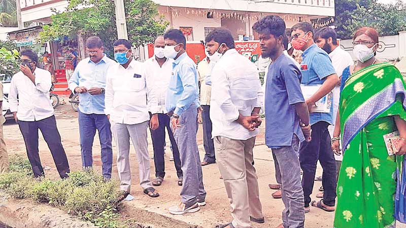 పారిశుధ్యంపై దృషిసారించాలి