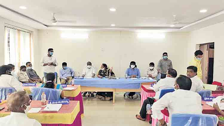 రూ. 2 కోట్లతో అభివృద్ధి పనులు