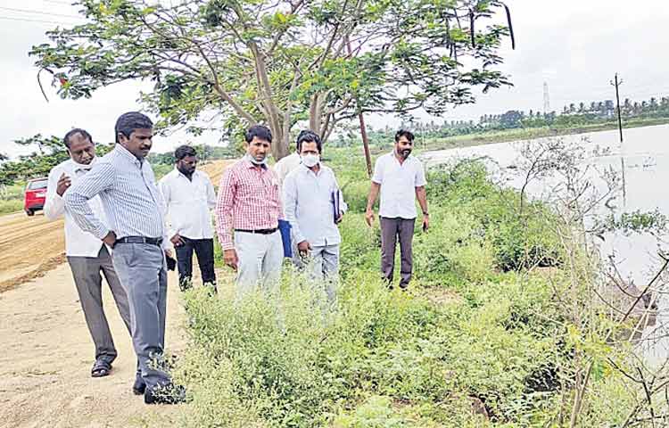 ‘బృహత్‌’ పనుల్లో వేగం పెంచాలి