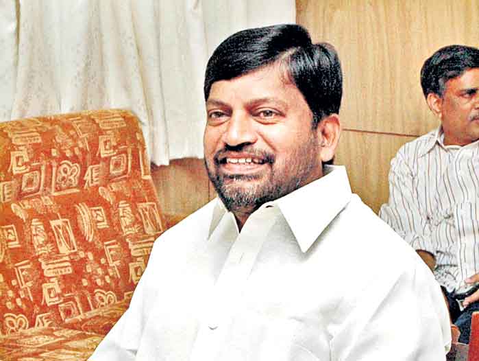 నేడు టీఆర్‌ఎస్‌లోకి ఎల్‌ రమణ