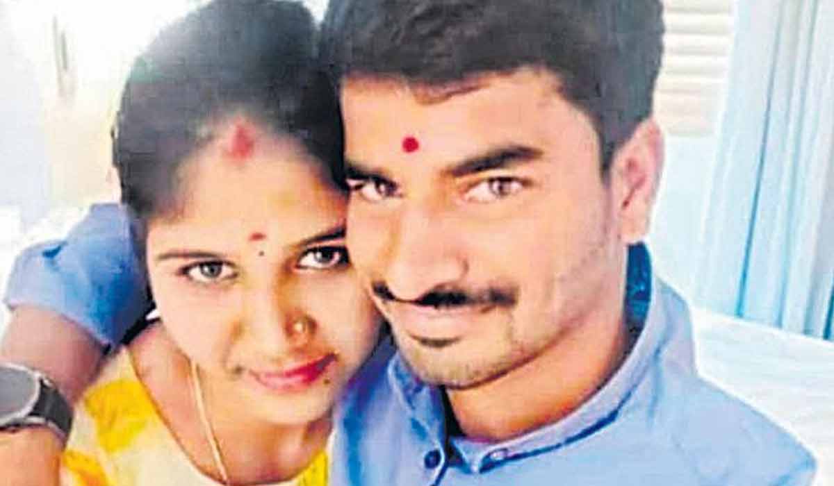 మాదాపూర్‌లో దారుణం.. ప్రియు‌రా‌లిని చంపి ప్రియుడు ఆత్మ‌హత్య