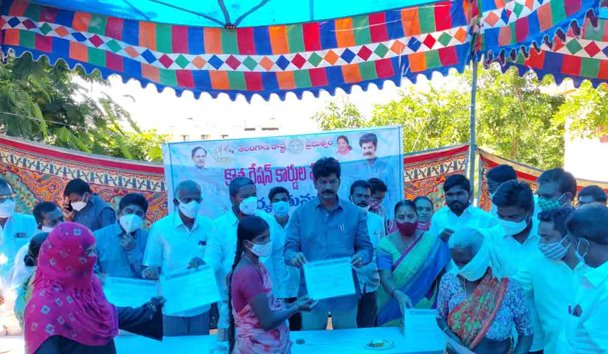 పస్తులుండొద్దనే కొత్త రేషన్‌ కార్డులు: ఎమ్మెల్యే శంకర్ నాయక్