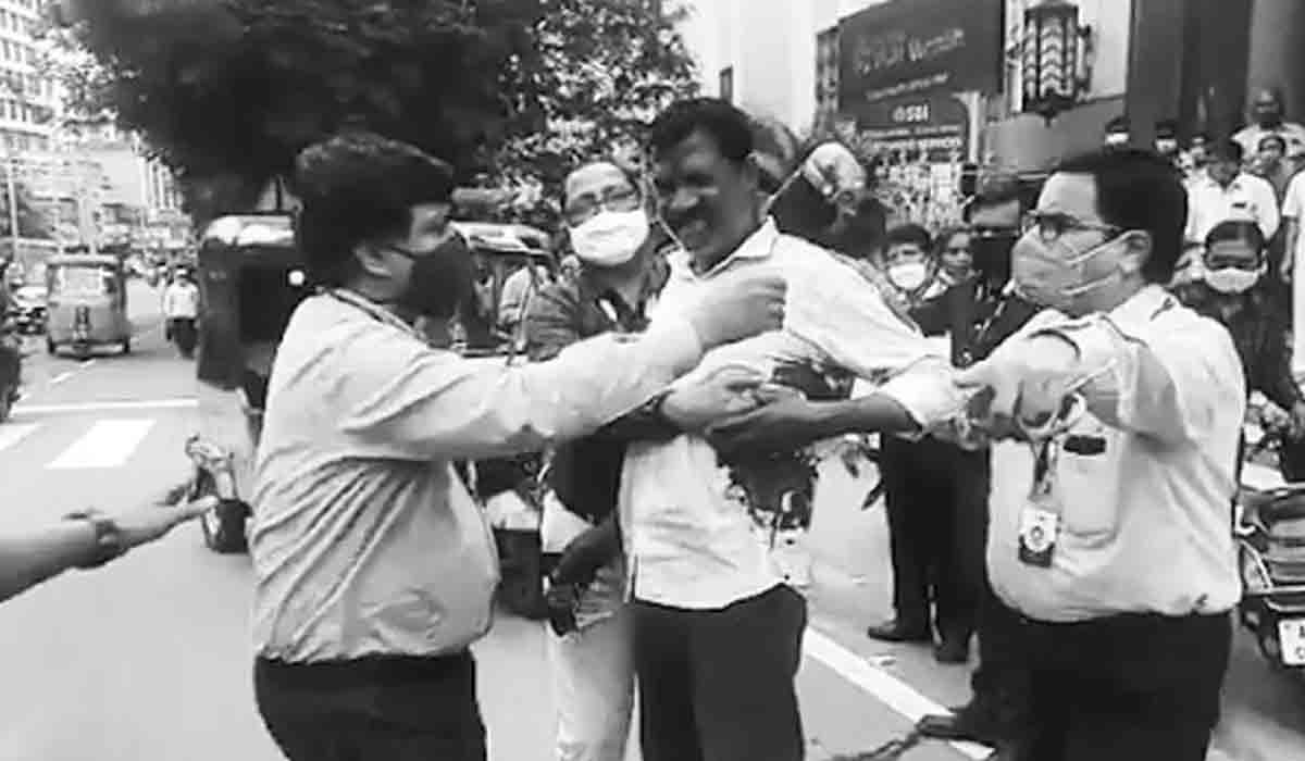 హైద‌రాబాద్‌లో కాల్పుల క‌ల‌కలం..