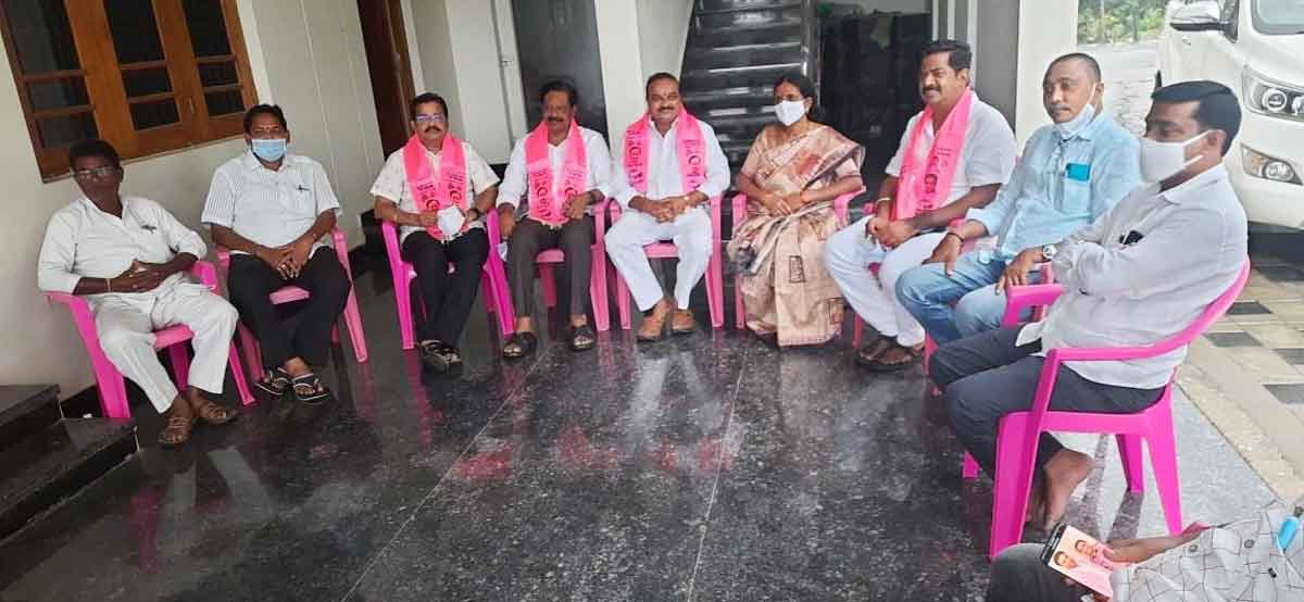 తెలంగాణలో టీడీపీ ఖాళీ
