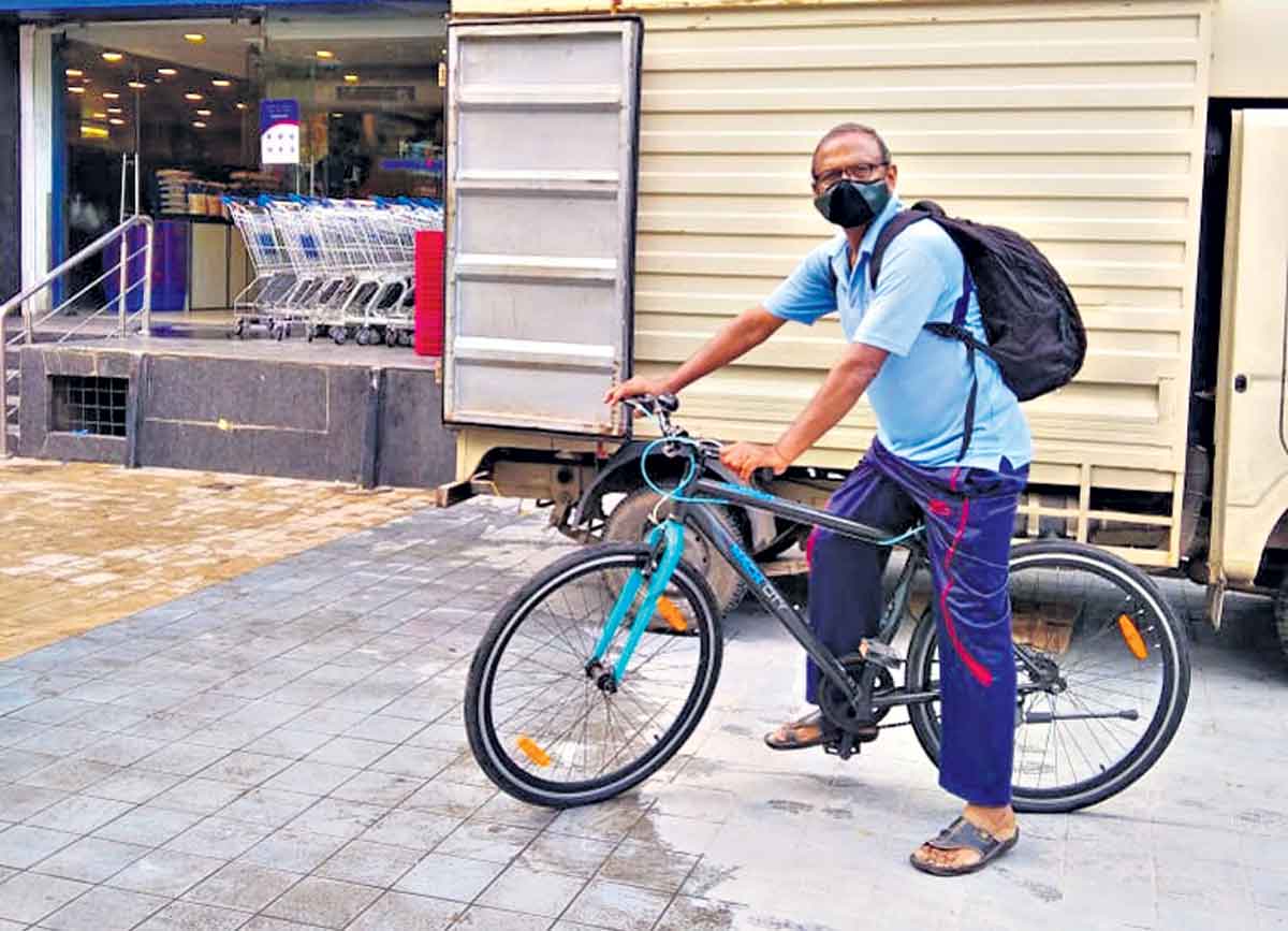 70 ఏండ్ల వయసులో.. సేవా సవారీ