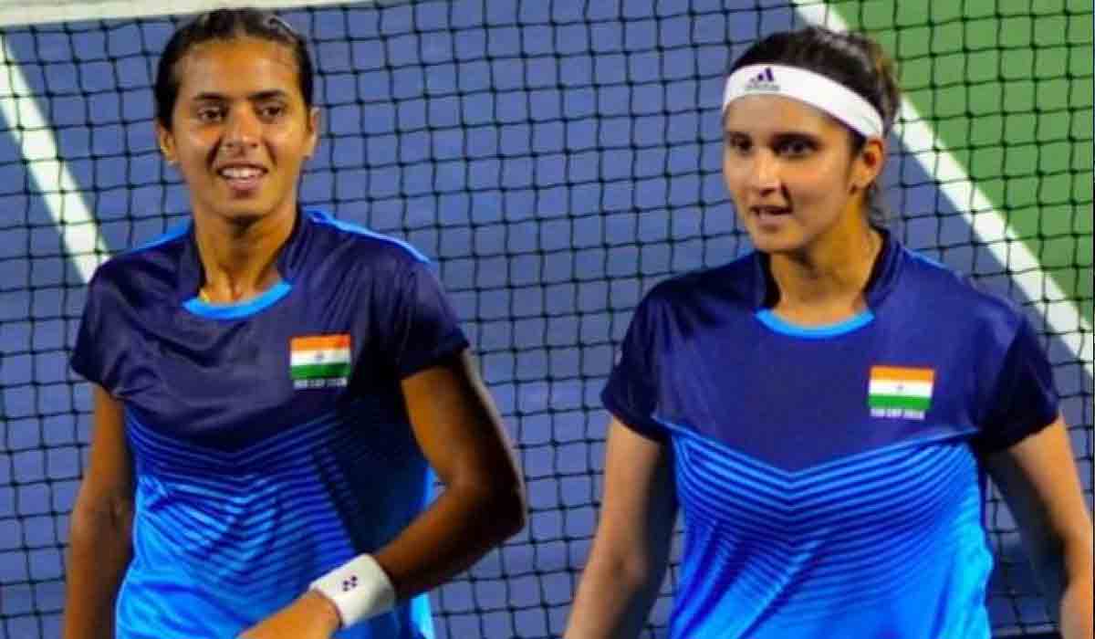 Tokyo Olympics: మహిళల టెన్నిస్‌ డబుల్స్‌లో సానియా జోడీ ఓటమి