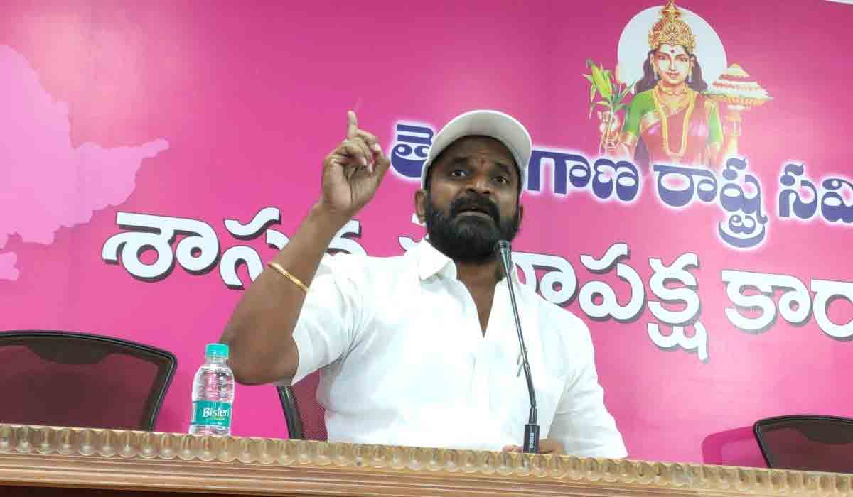 ఆ జీవోలు అక్ర‌మ‌మా..? సీఎం జ‌గ‌న్‌కు మంత్రి శ్రీనివాస్ గౌడ్ సూటి ప్ర‌శ్న‌