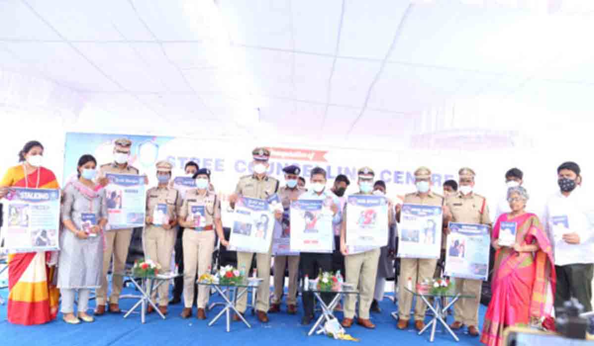 గోల్కొండ‌లో ‘స్త్రీ కౌన్సెలింగ్ సెంట‌ర్’ ప్రారంభం