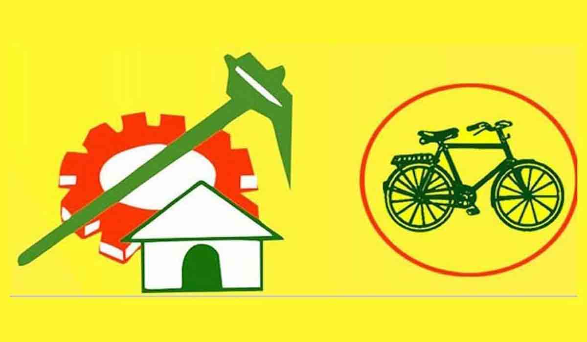 టీడీపీకి షాక్‌.. పార్టీని వీడిన మరో మాజీ ఎమ్మెల్యే