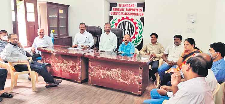 క్యాడర్‌ స్ట్రెంత్‌ను స్థిరీకరించాలి