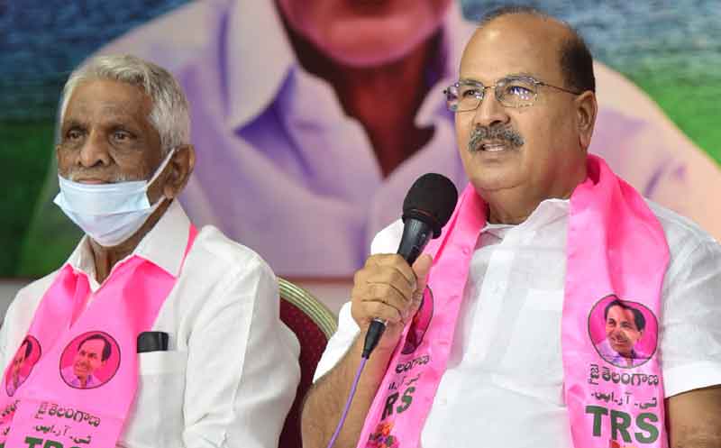 బ్లాక్‌మెయిల్‌కు బ్రాండ్‌ అంబాసిడర్‌