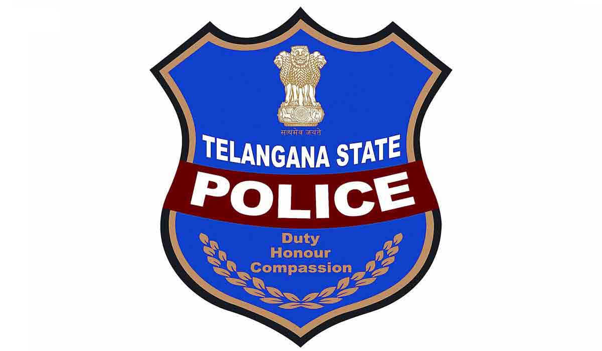 Telangana Police | చెట్ల కింద, శిథిలమైన గోడల పక్కన ఉండొద్దు.. అత్యవసర సమయాల్లో 100కు ఫోన్‌ చేయండి.. ప్రజలకు సూచించిన పోలీసు శాఖ