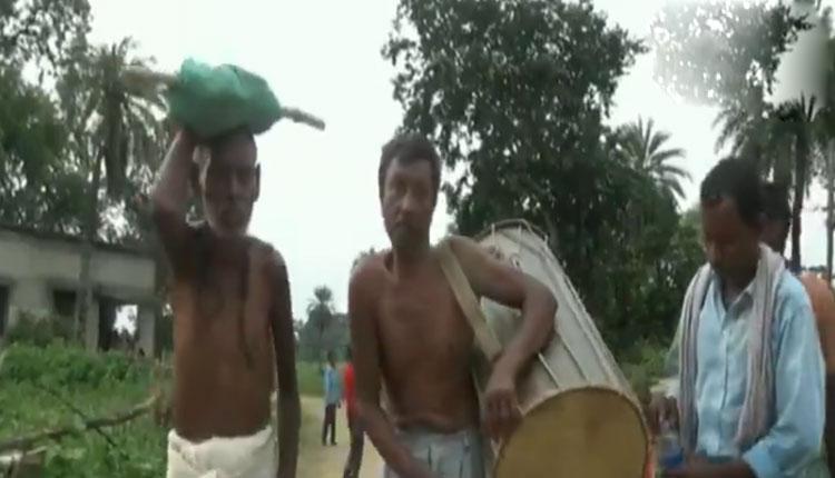 బీహార్‌లో ఇది అనాదిగా వ‌స్తున్న సంప్ర‌దాయం.. వీడియో
