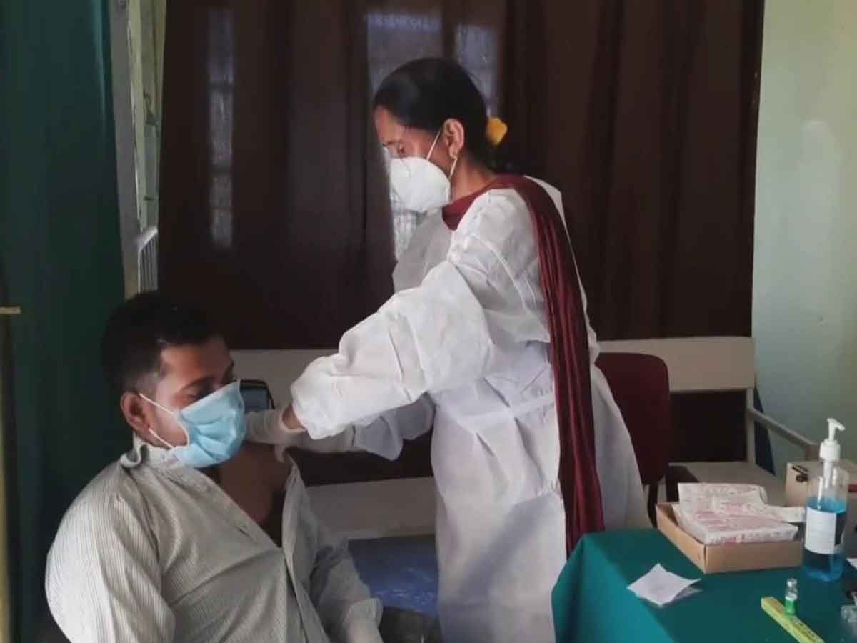 బొబియా గ్రామంలో వంద శాతం వ్యాక్సినేషన్‌