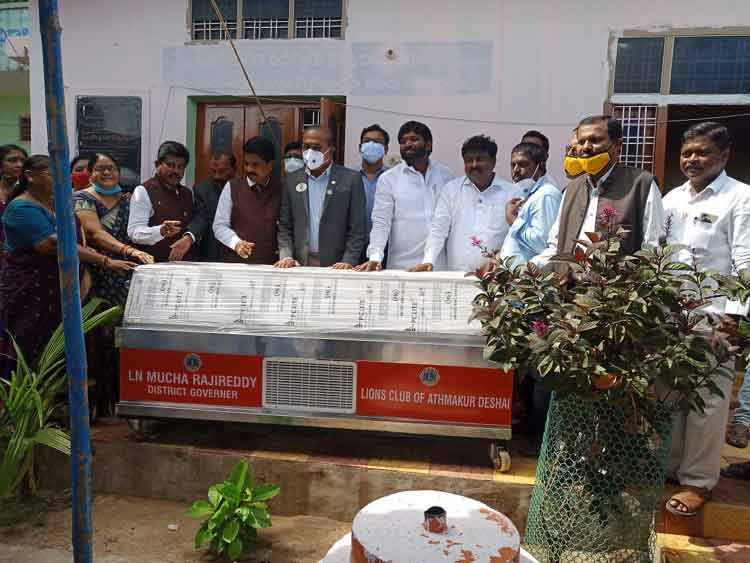 సేవా కార్యక్రమాల్లో లయన్స్‌ క్లబ్‌ ముందంజ