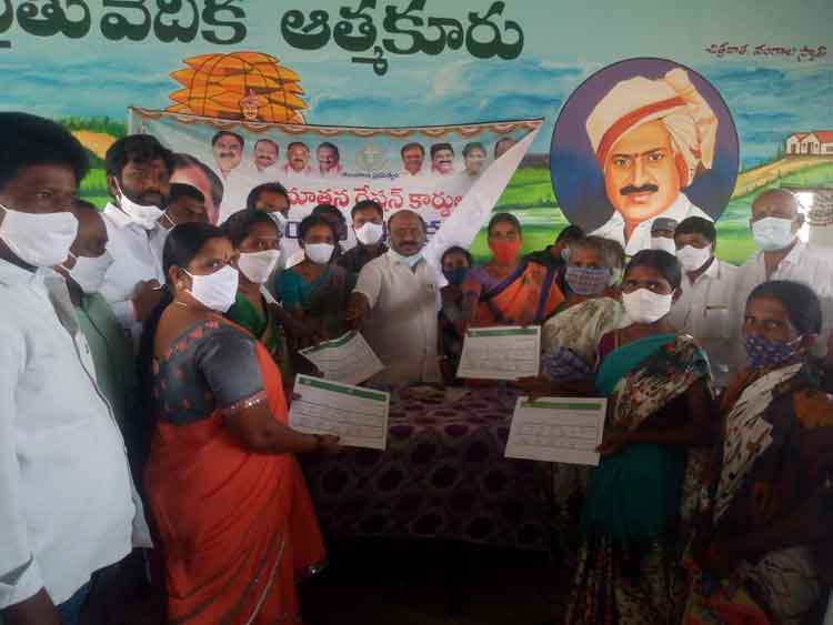 నేనెందుకు రాజీనామా చేయాలి ?