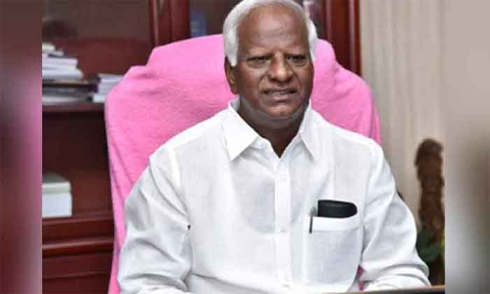 ‘దళితబంధు’ సాహస నిర్ణయం