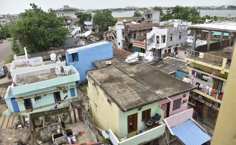 దళిత బస్తీల్లో ప్రగతి బాటలు