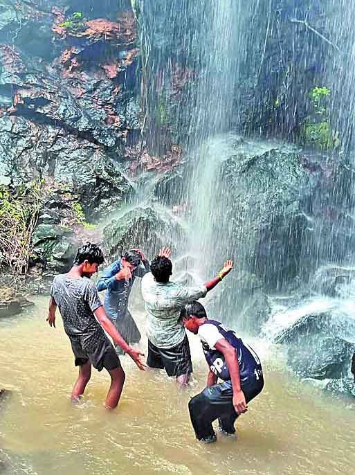 సరదా కారాదు విషాదం