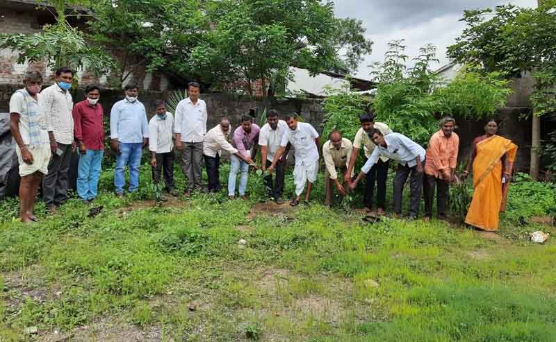 పాఠశాలల్లో ఆహ్లాదకర వాతావరణం