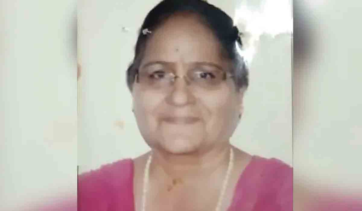 అప్పు తిరిగి చెల్లించలేక వృద్ధురాలిని ముక్క‌లు ముక్క‌లుగా న‌రికేశారు