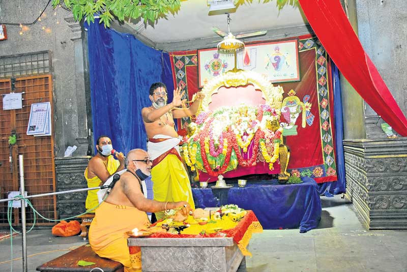 వైభవంగా స్వామి వారి నిత్యకల్యాణం