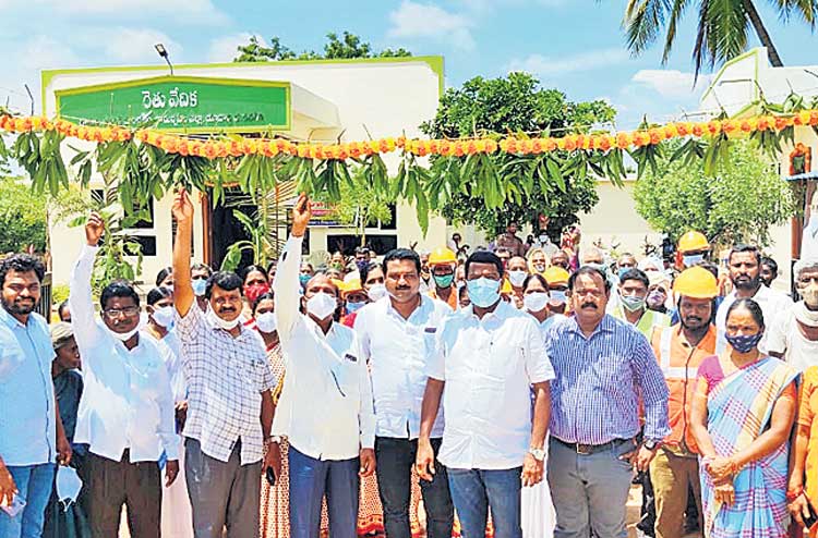 పండుగలా..పల్లె ప్రగతి